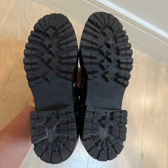 Guess Fearne Floral Black Combat Boots SZ 8.5 Vegan Leather Punk Grunge Emo Y2K - Picture 11 of 11